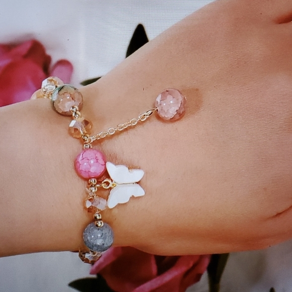 Multicolor Buttlerfly Charm Glass Beaded Bracelet - Picture 3 of 8